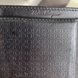 Ferragamo Leather Cardholder